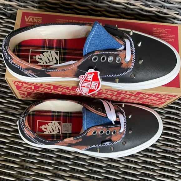 Vans Authentic Tartan Daze Multiaciddye WMNS